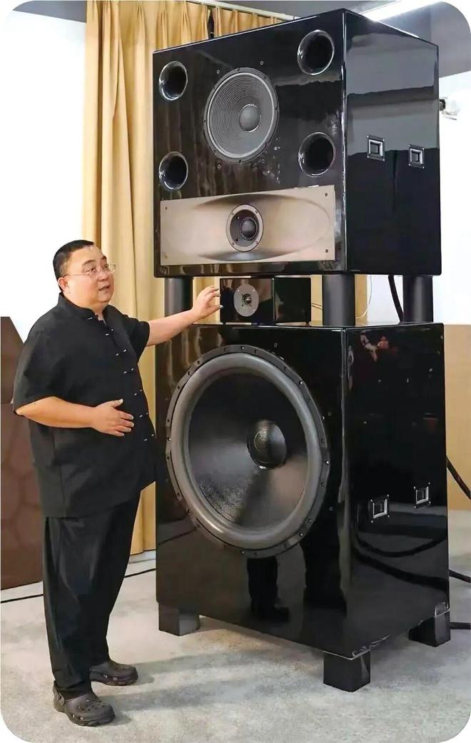 拨千金的秘密——靓歌音响铁板烧功放尊龙凯时app网站封面故事｜四两(图9)